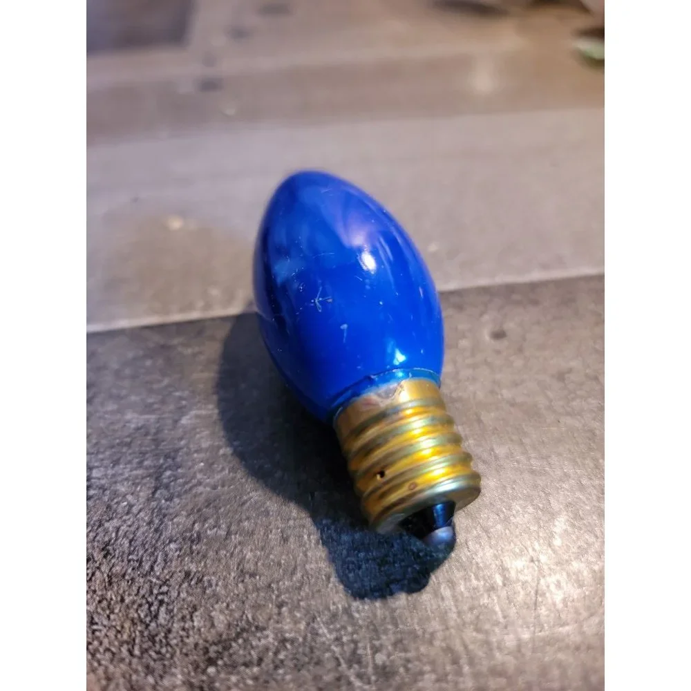 Blue light bulb xmas‎